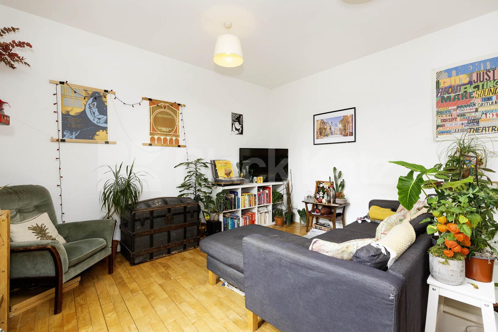 Spacious modern 1 bedroom property in a beautiful conversion in Hackney Goulton Road, Hackney Central
